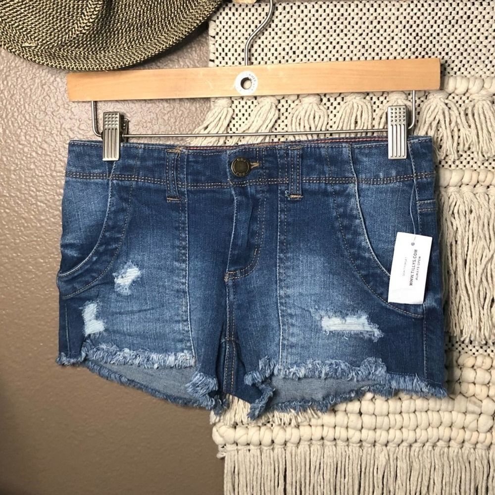 Frayed Hem Trouser Style Jean Shorts